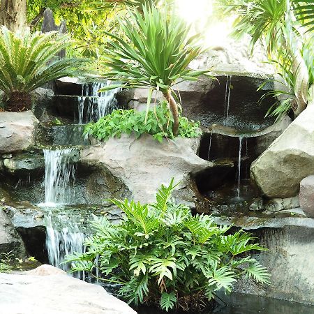 Chantaa Boutique Place Ubon Ratchathani Bagian luar foto
